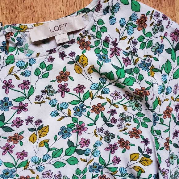 LOFT • Floral Oversized Bell Cuff Blouse - Picture 5 of 6